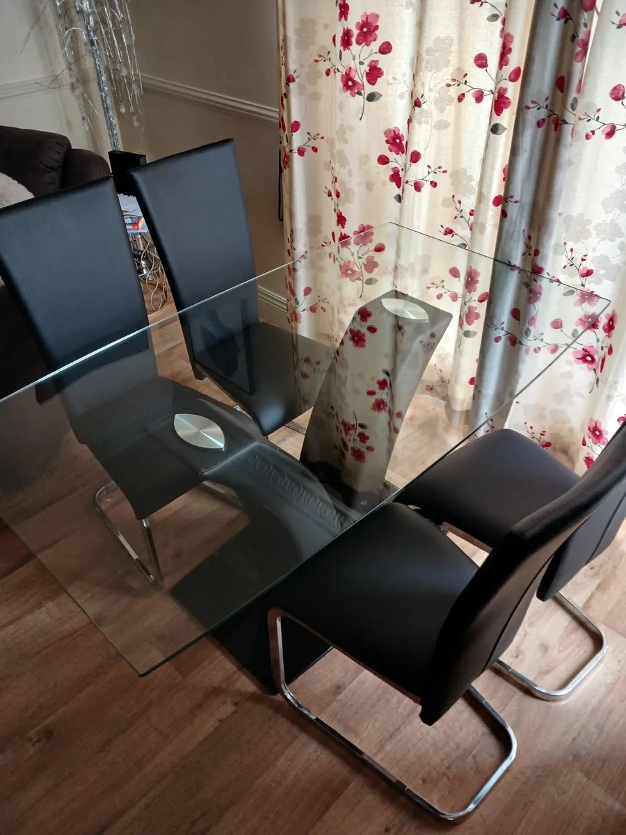 Glass Dining Tabe with Chairs - Image 3