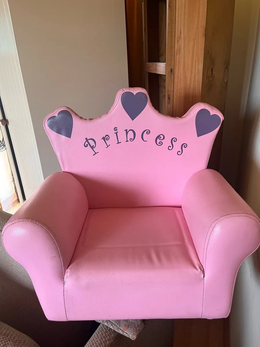 Princess chair - Image 1