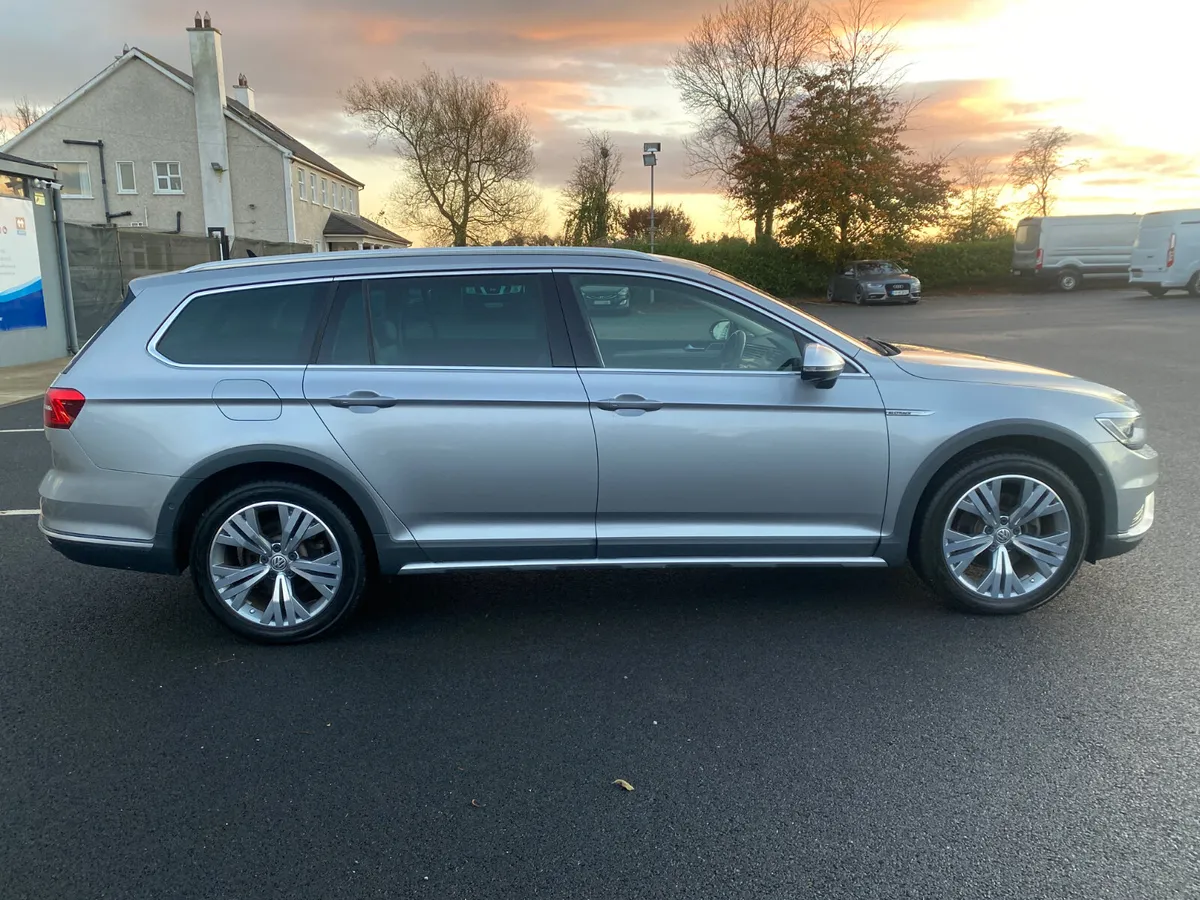 VOLKSWAGEN PASSAT ALLTRACK 4 MOTION DSG 2018 (181) - Image 4