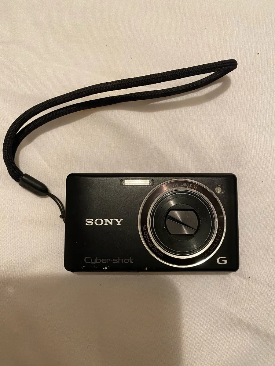 Sony CyberShot 14.1 Digital Camera DSC-W380 Black - Image 1