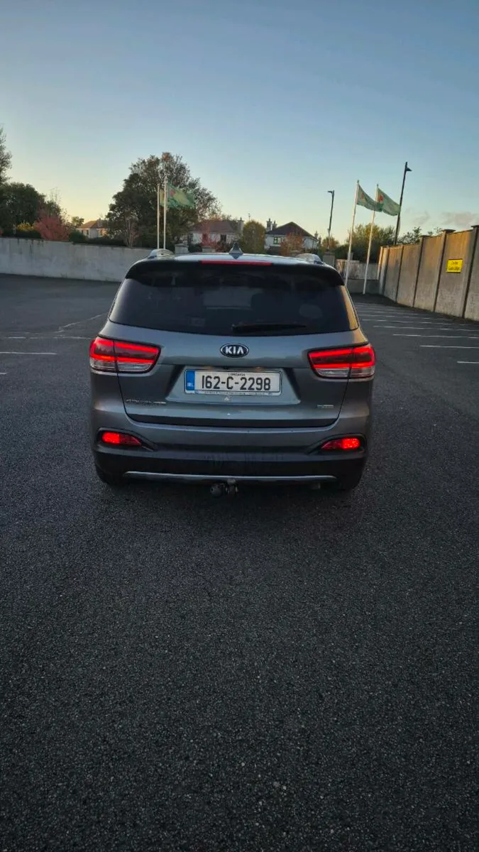 Kia Sorento - Image 4