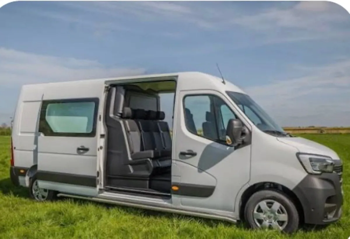 Renault Master 2017 - Image 1