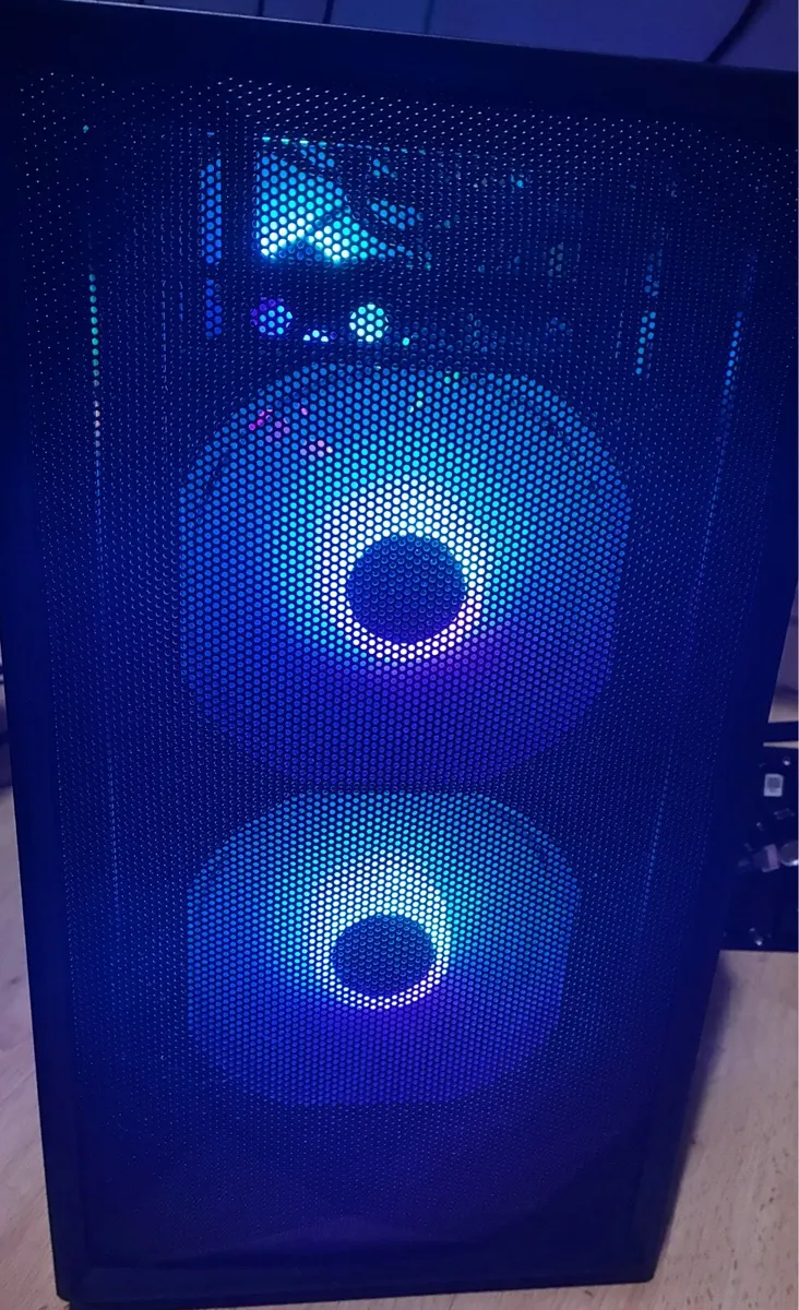 Custom Gaming PC Build - Image 1