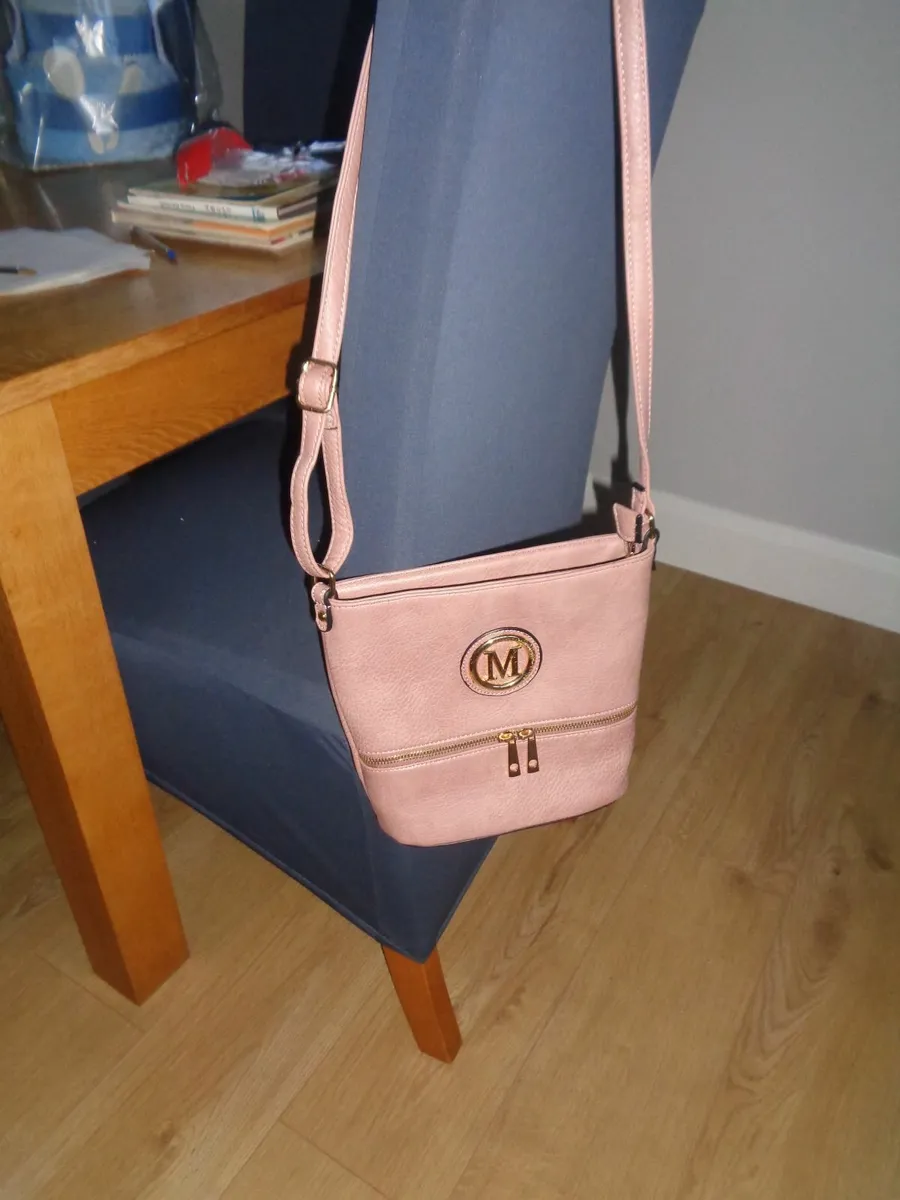 Ladies Handbag for Sale - Image 1