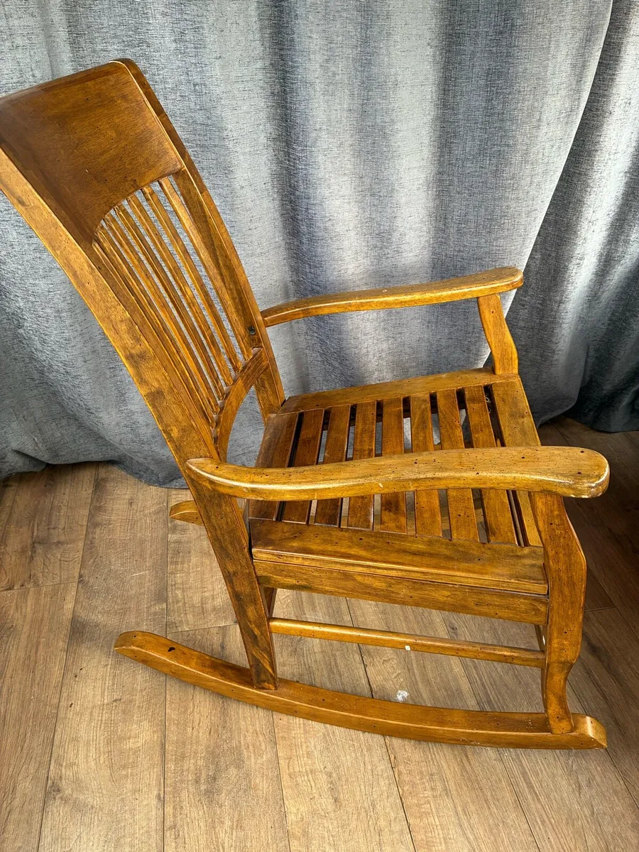 Rocking chair - Image 1