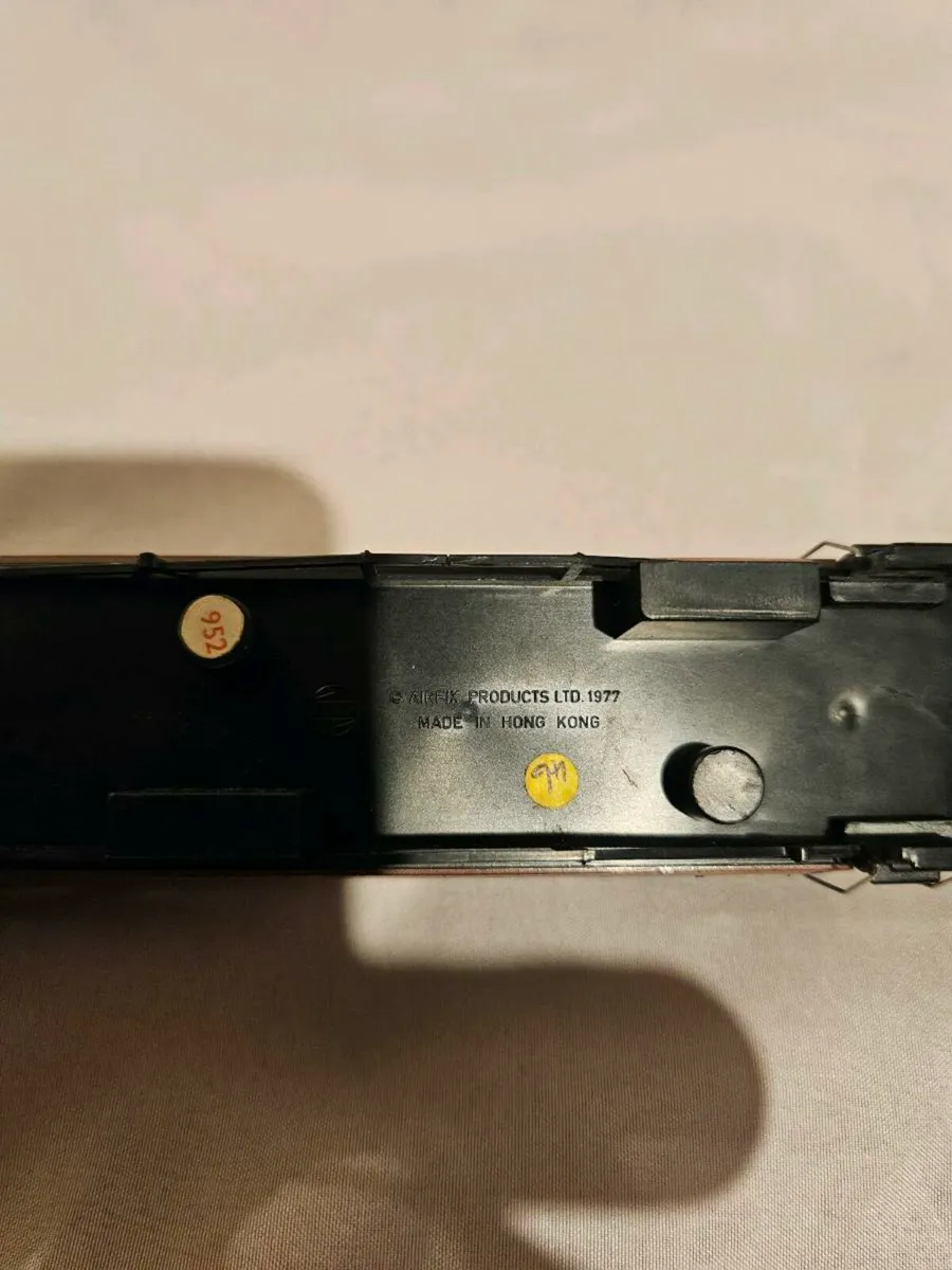 Hornby Lima OO Gauge Carraige - Image 3