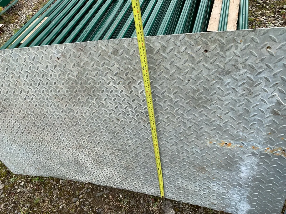 Galvanised chequered plate - Image 4