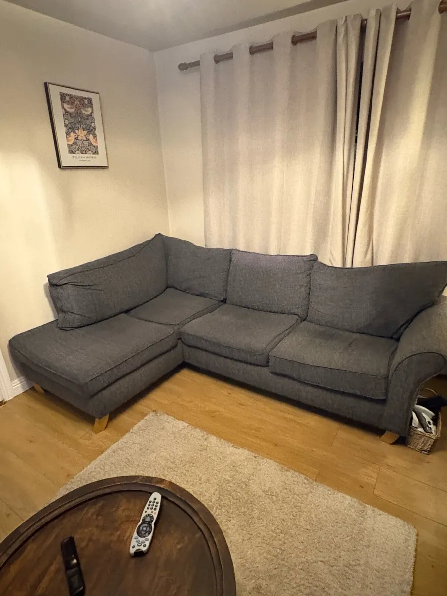 Sofa - Image 3