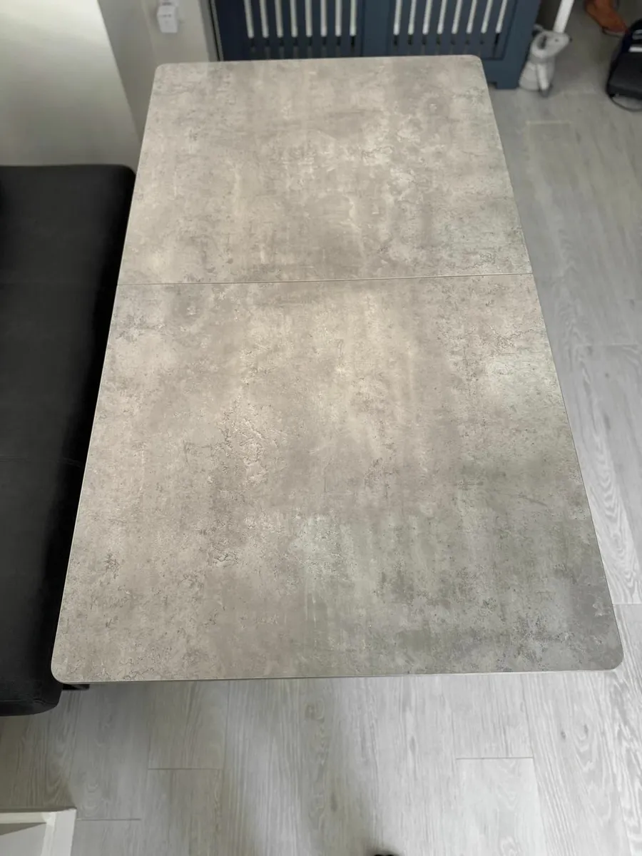 Kitchen table +  bench - Image 2