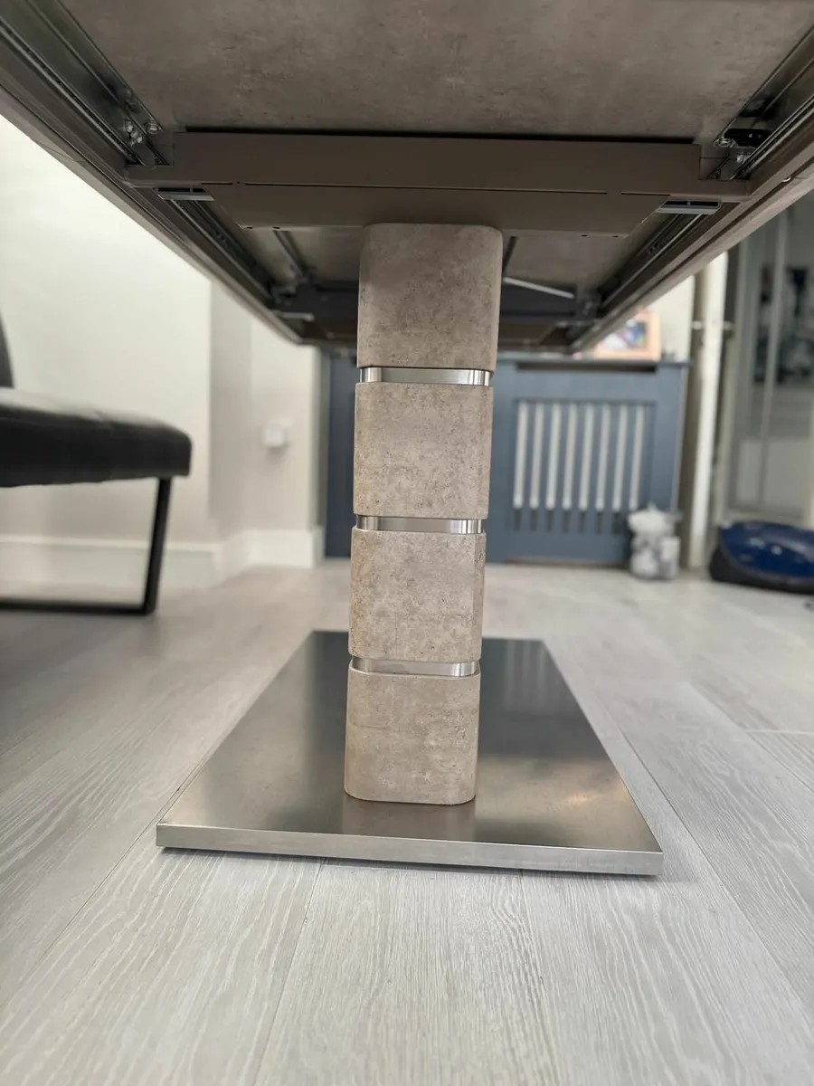 Kitchen table +  bench - Image 4