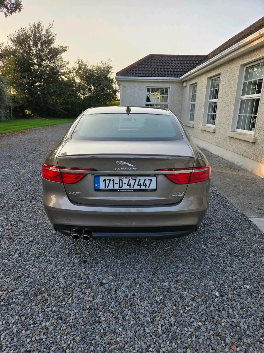 2017 Jaguar Xf R-Sport AWD *Rare* - Image 4