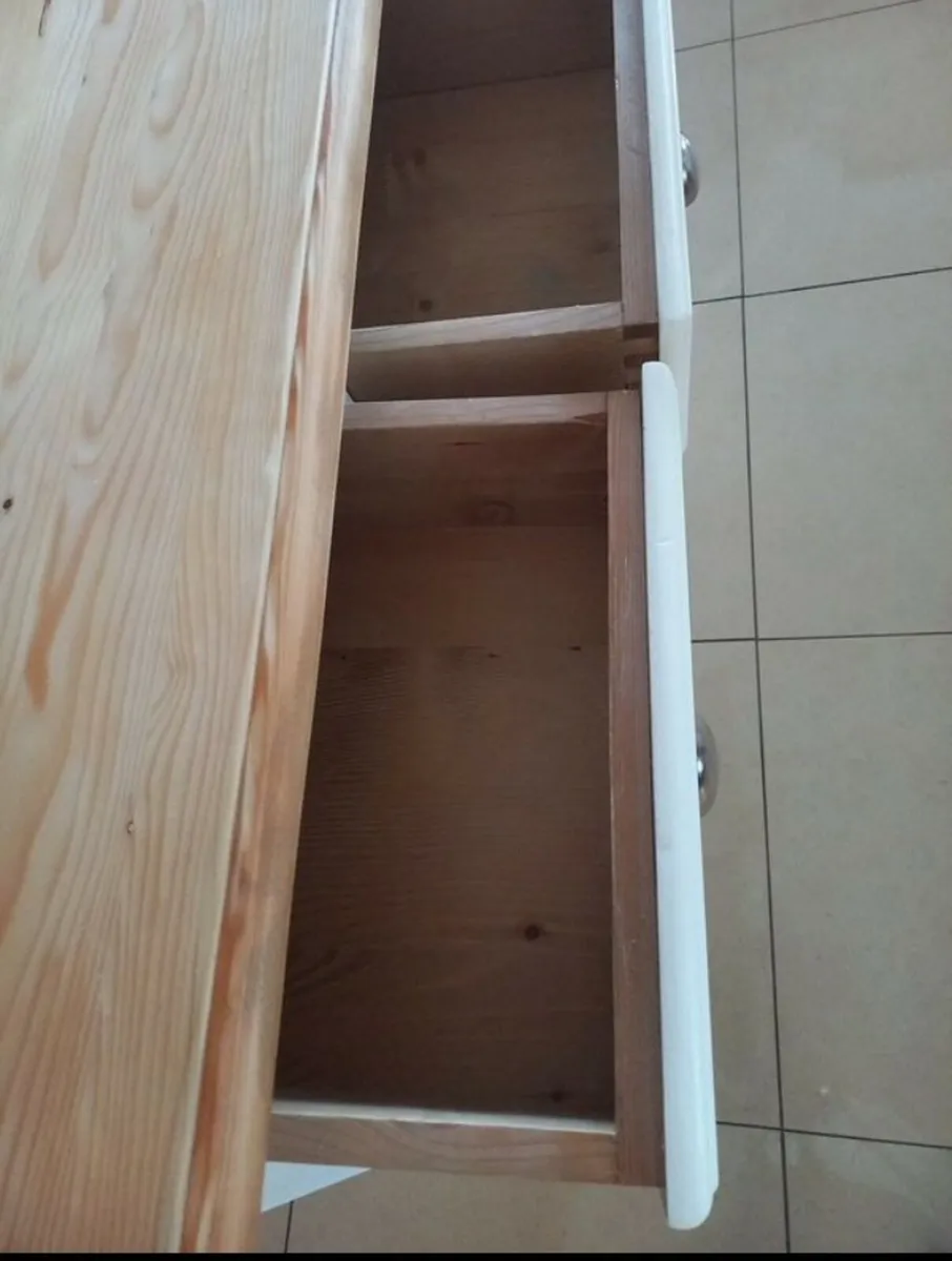 Chest of drawers - Image 4