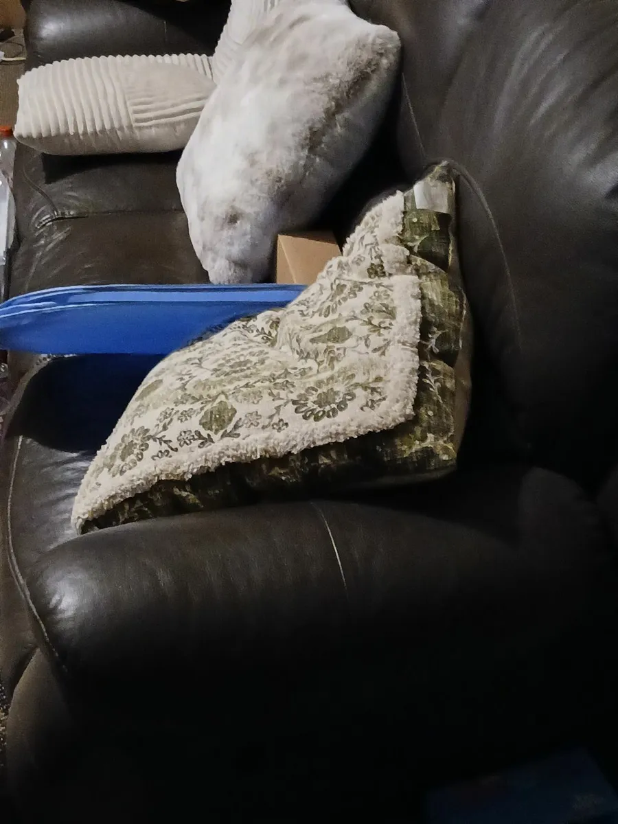 3 seater + 2 seater leather couch 'dark brown'