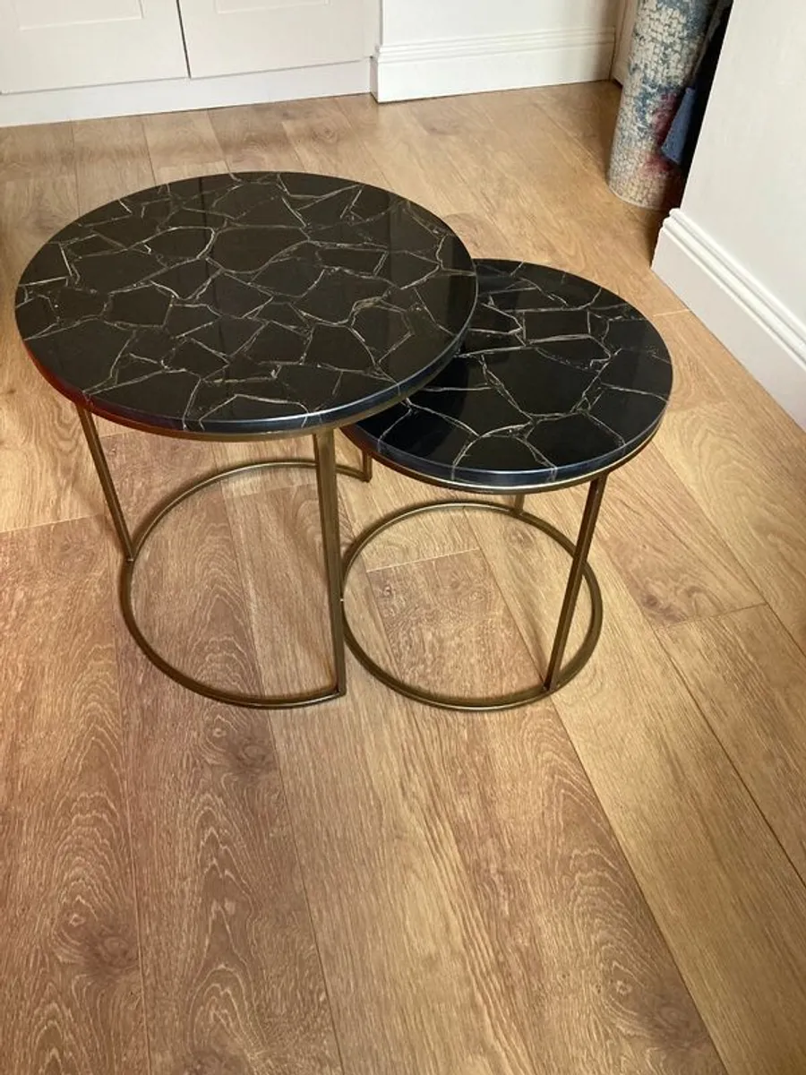 Tables:2 round side tables with marble look tops. - Image 1