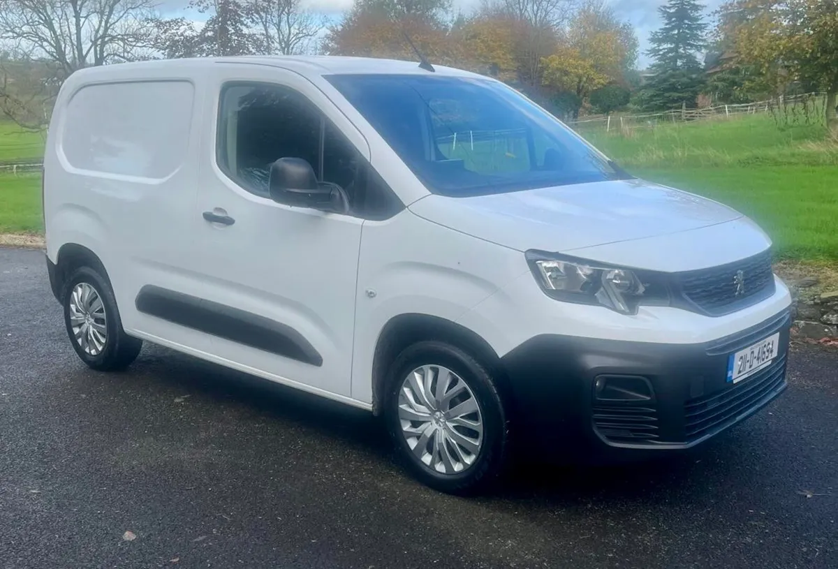 2021 Peugeot Partner Professional 3 Seats - Image 1