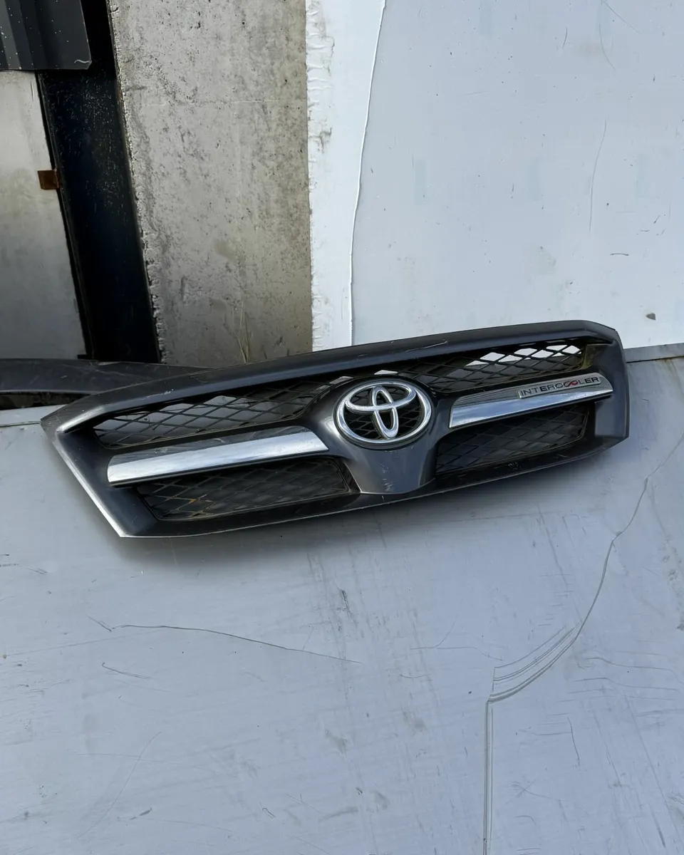 2007Hilux, Bumper, Headlights, Grill, Rear lights - Image 3