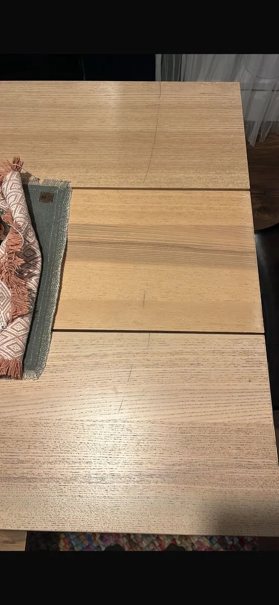 Dining table - Image 4