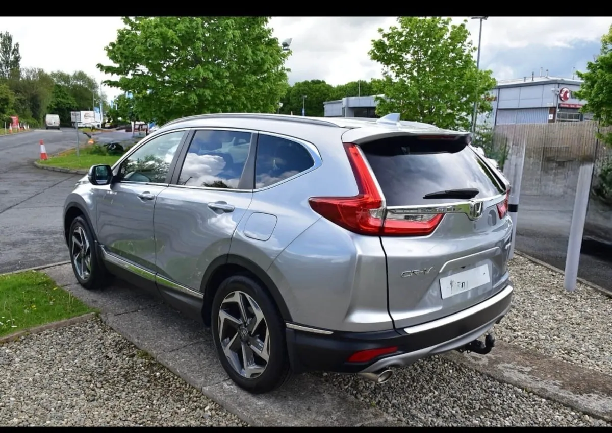 2018 Honda CR-V Touring | Only 84,000 km | Luxury - Image 3