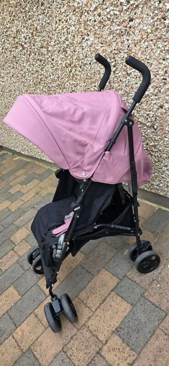 Mammas and Pappas Stroller. Mamas & Papas stroller, clean, good condition. Includes foot muff. - Image 3