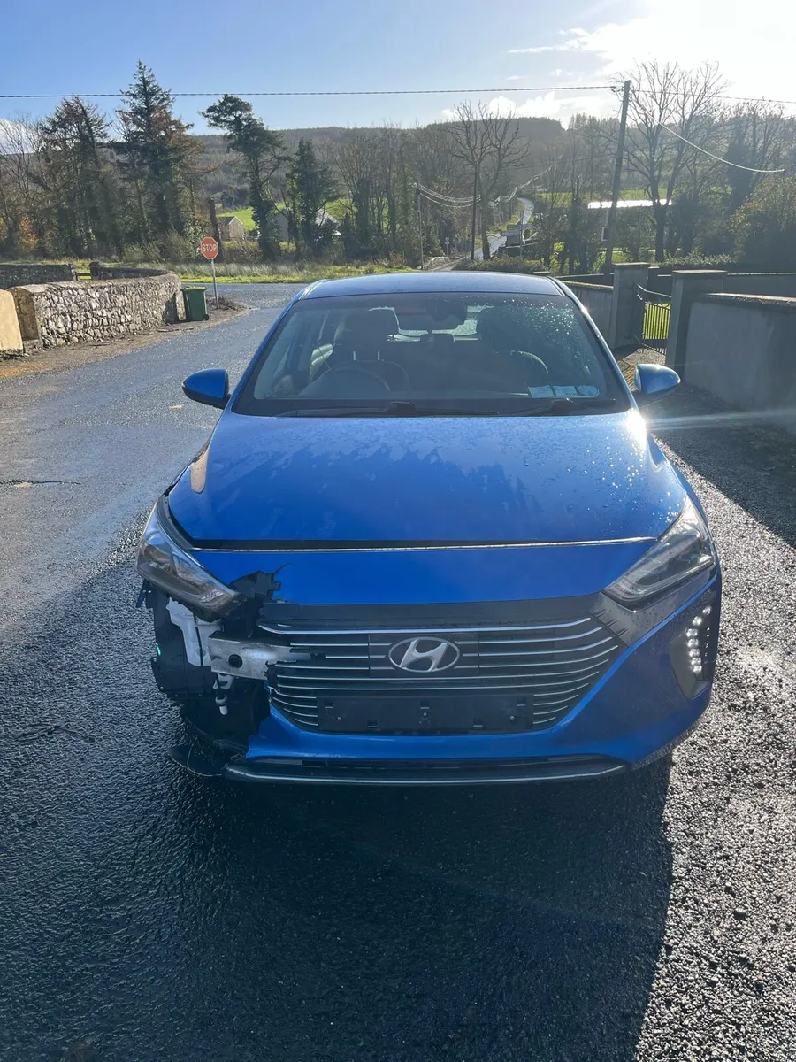 2018 hyundai ioniq hybrid - Image 2