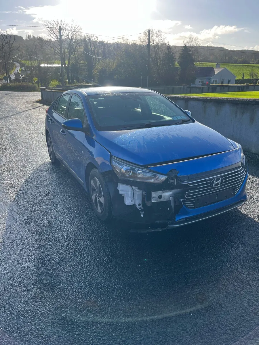 2018 hyundai ioniq hybrid - Image 3