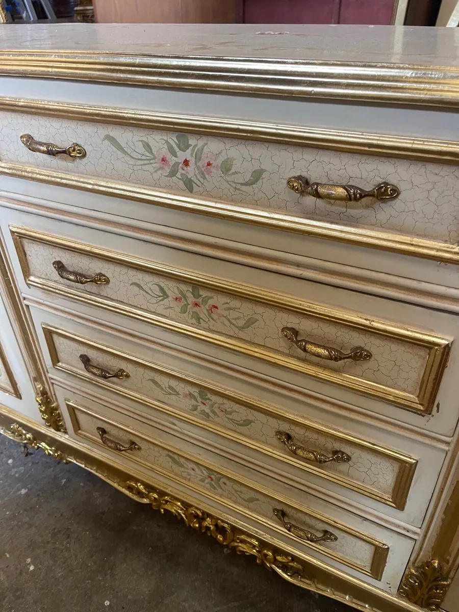Hand painted gilt and cream sideboard - Image 2