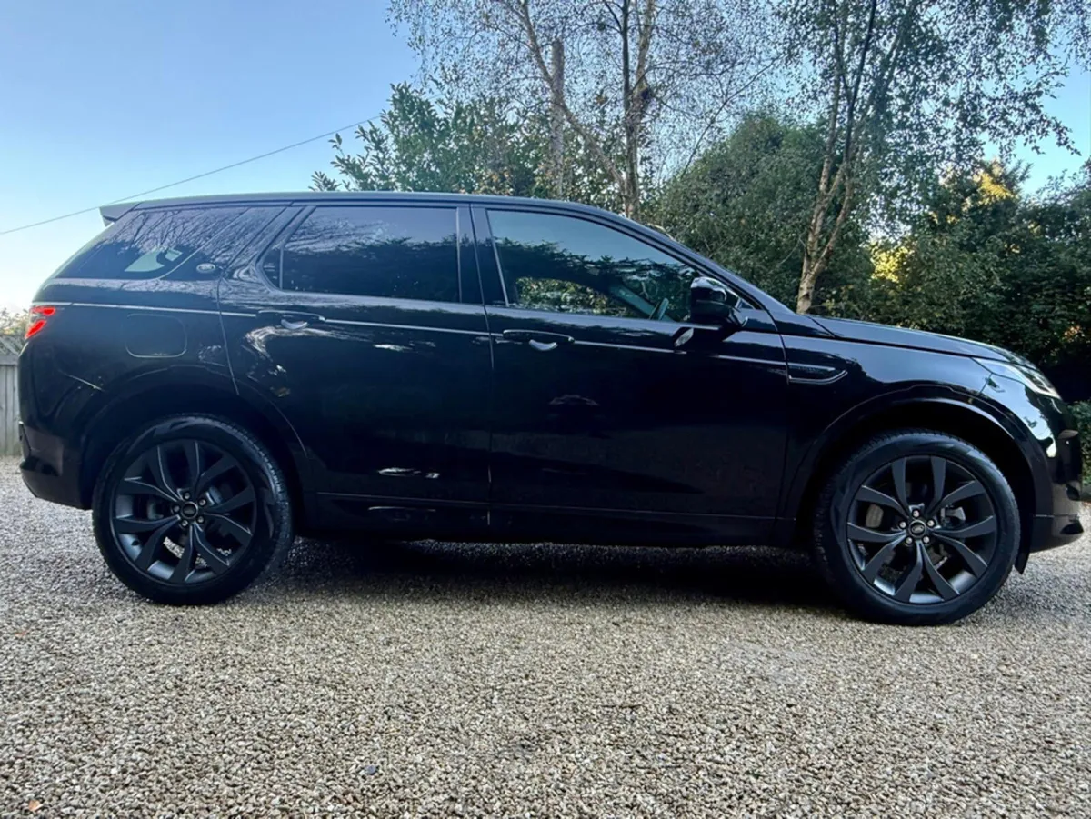 Land Rover Discovery Sport R DYNAMIC SE - Image 3