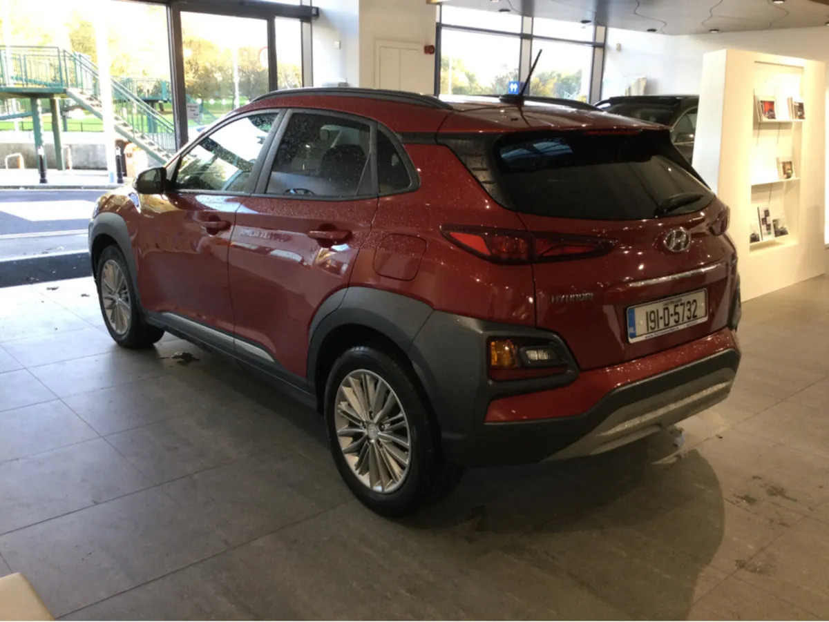 Hyundai KONA EXECUTIVE - Fully Documented Hyundai - Image 4