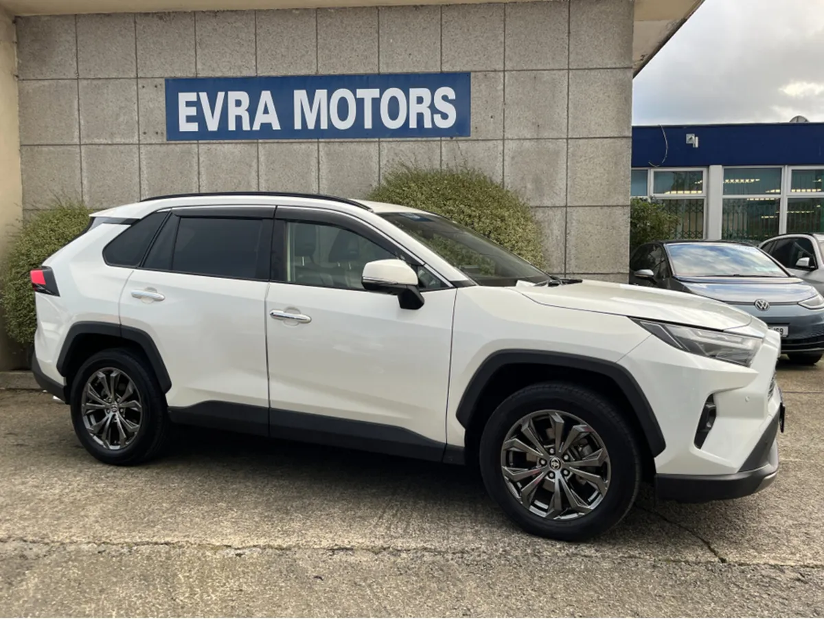 Toyota RAV4 G 4WD HYBRID AUTOMATIC 2.5 PETROL //MA - Image 3