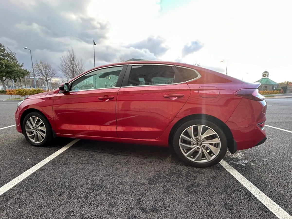 Hyundai i30 I 30 DIESEL 5DR FASTBACK ** IRISH CAR - Image 3