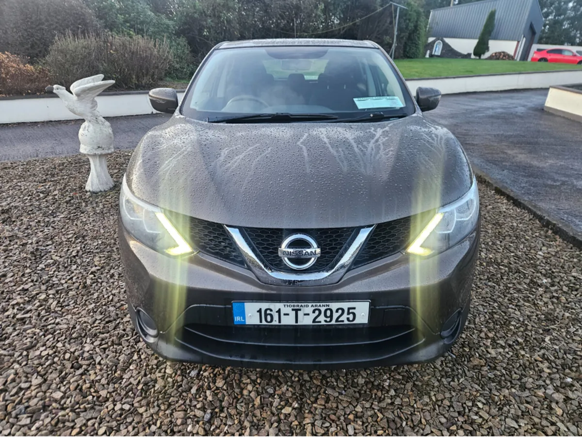 Nissan Qashqai 1.5 DSL XE E6 4DR - Image 2