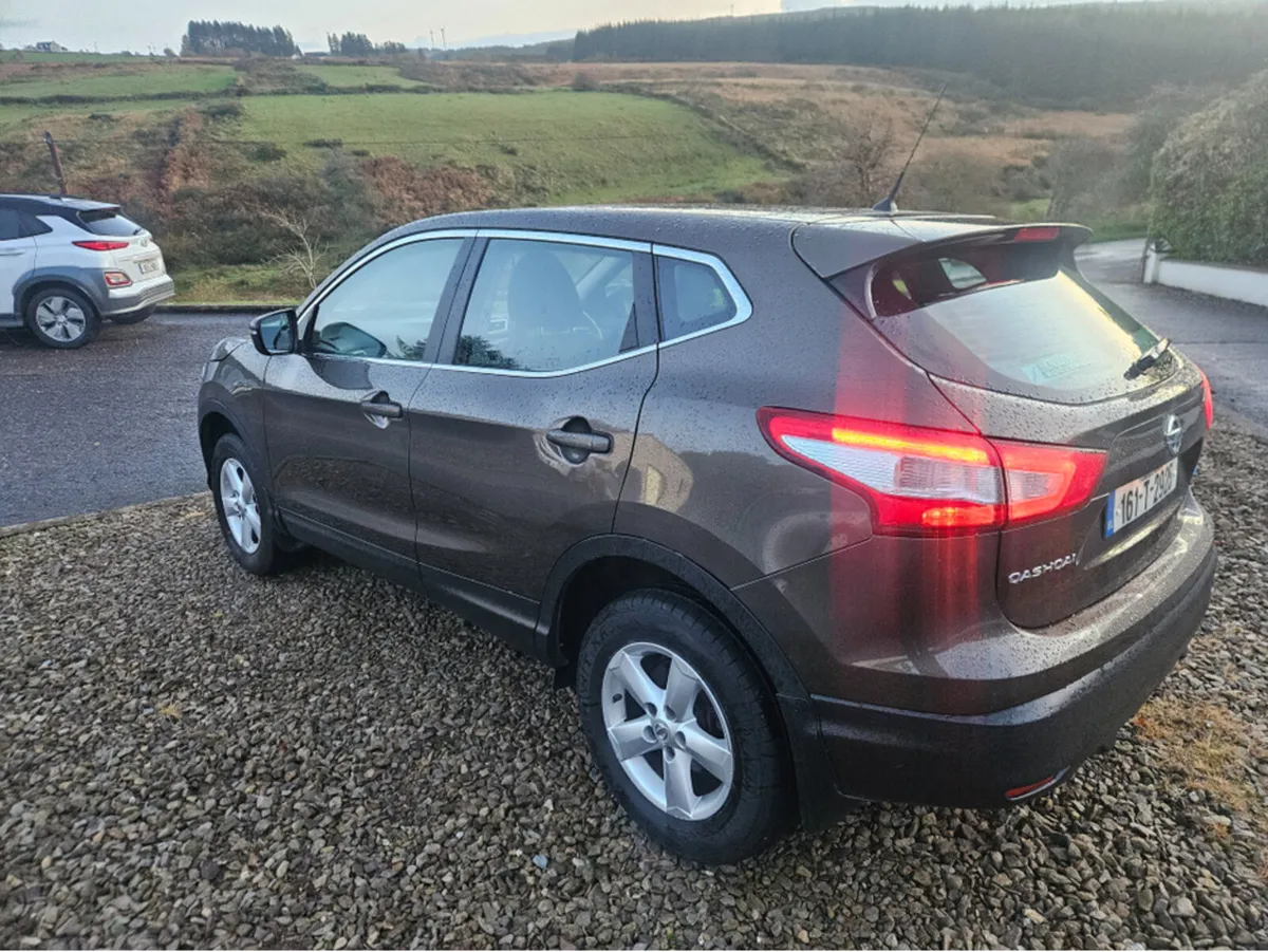 Nissan Qashqai 1.5 DSL XE E6 4DR - Image 4