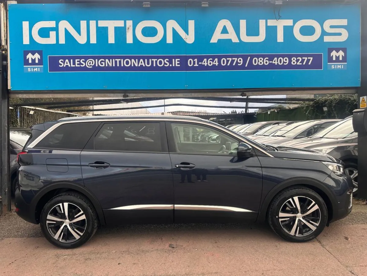 Peugeot 5008 1.6 HDI, ALLURE MODEL, LOW MILEAGE, N - Image 2