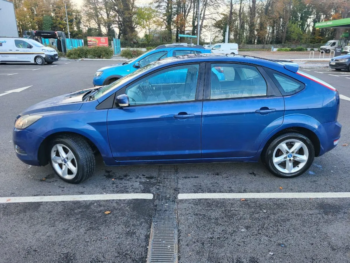 FORD FOCUS,NEW NCT AND LOW MILEAGE - Image 3