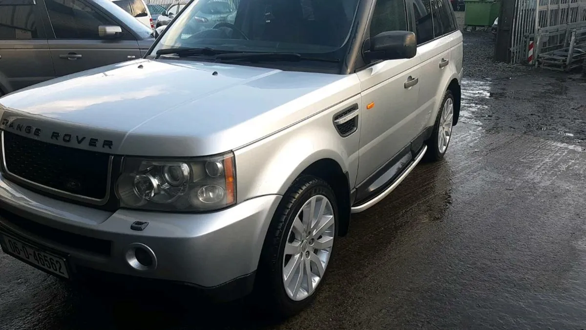 Range Rover Sport  2.7 tdv6 Crew Cab 2006 - Image 2