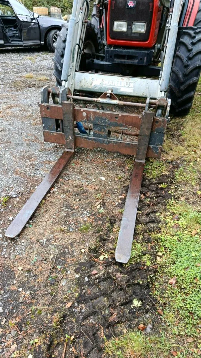 Massey Ferguson 4255 - Image 2