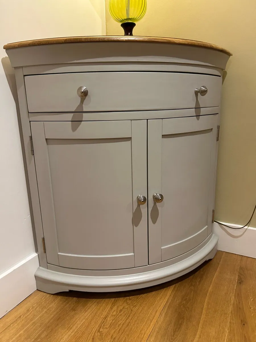 2 Corner units - Image 2