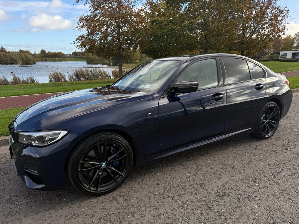 330E MSPORT PRO PLUS WITH TECH PACK - Image 3