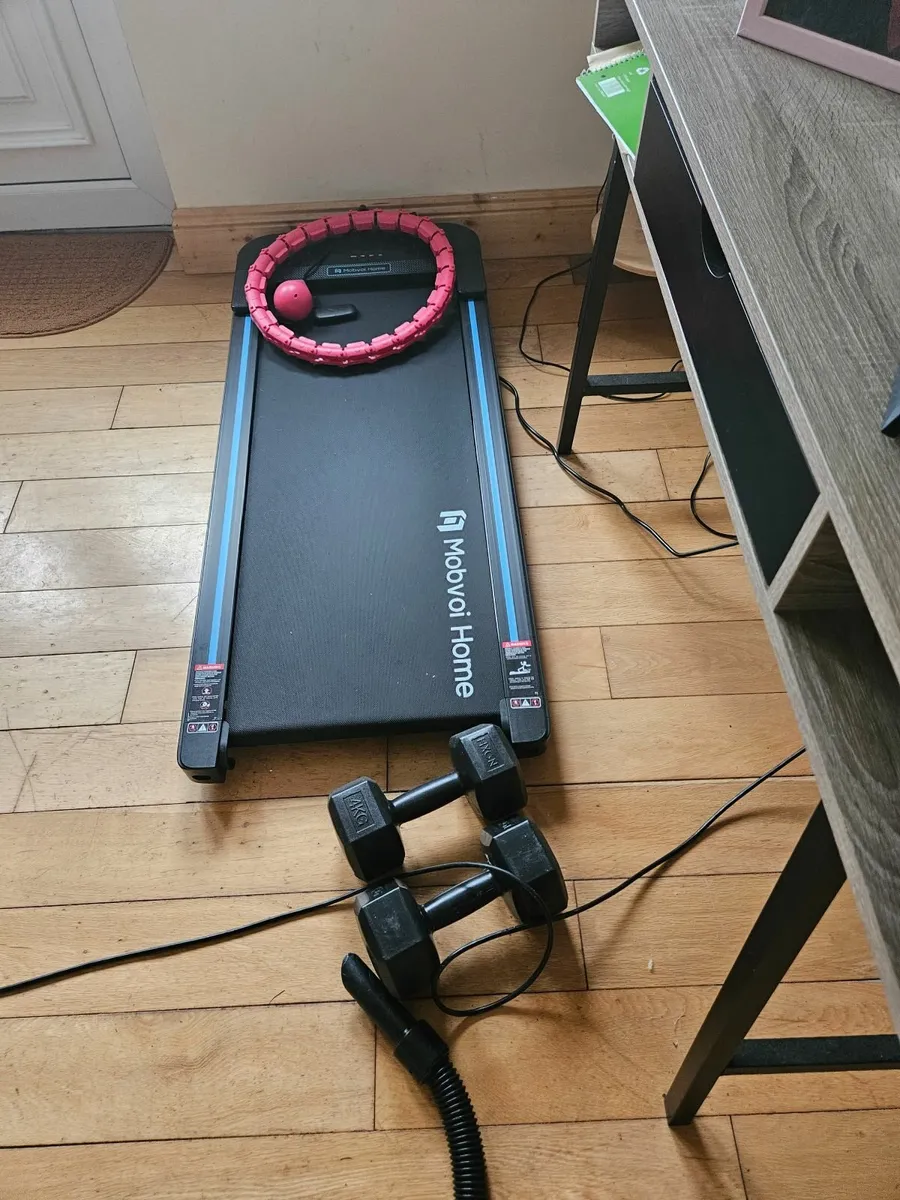 Walking pad and dumbells