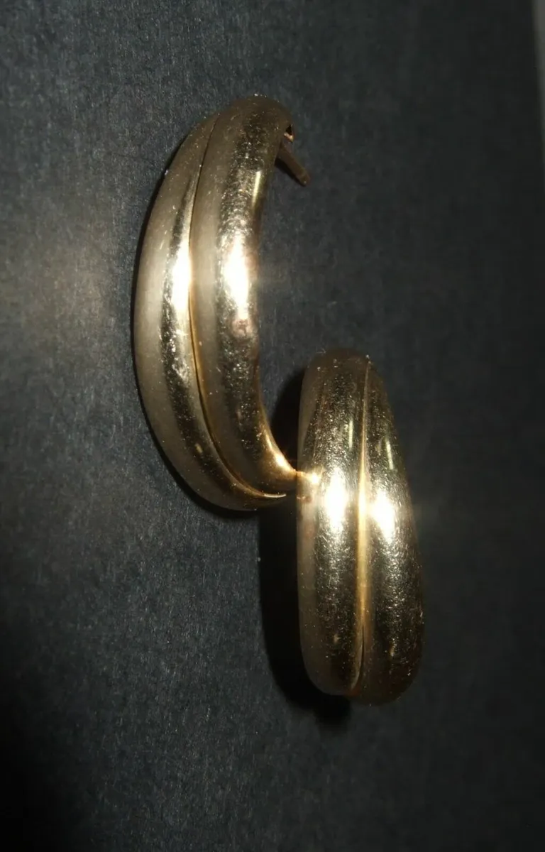 Vintage 9ct Gold Hallmarked Earrings - Image 3