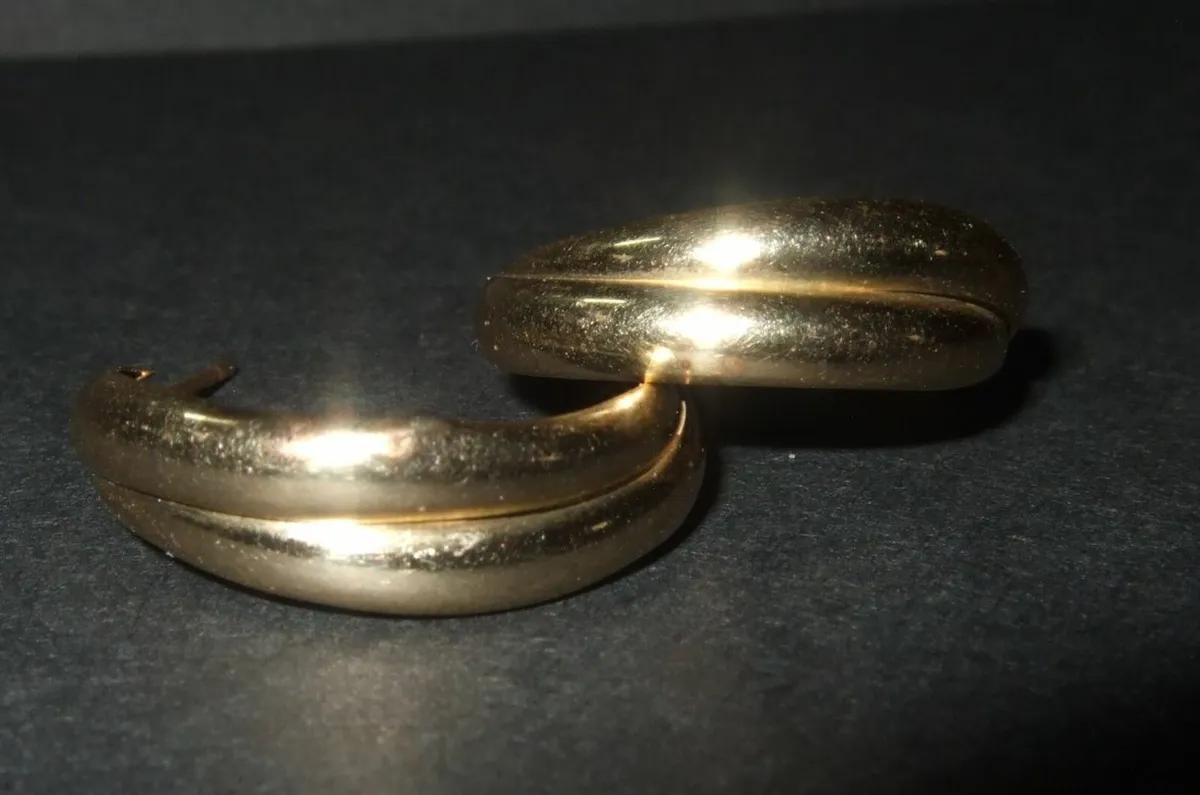 Vintage 9ct Gold Hallmarked Earrings - Image 4