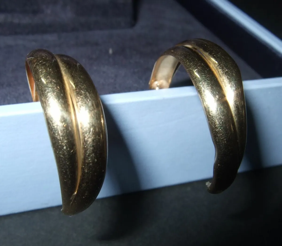 Vintage 9ct Gold Hallmarked Earrings - Image 1