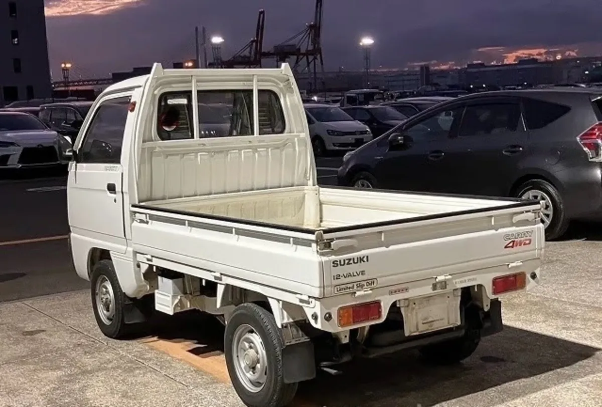 1989 4 wheel drive Suzuki carry - Image 3