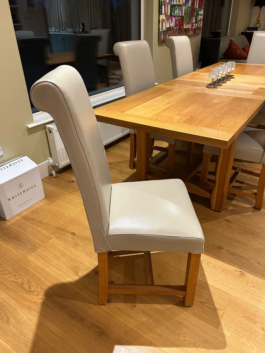 Solid Oak Dining Table and 6 Chairs - Image 2