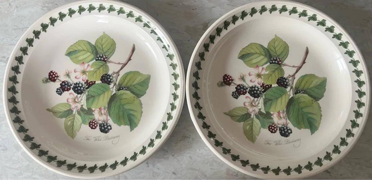 Two plates for €15 together - Image 1