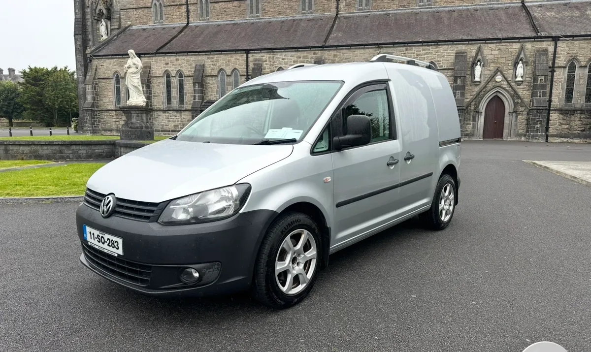 2011 Volkswagen Caddy - Image 2