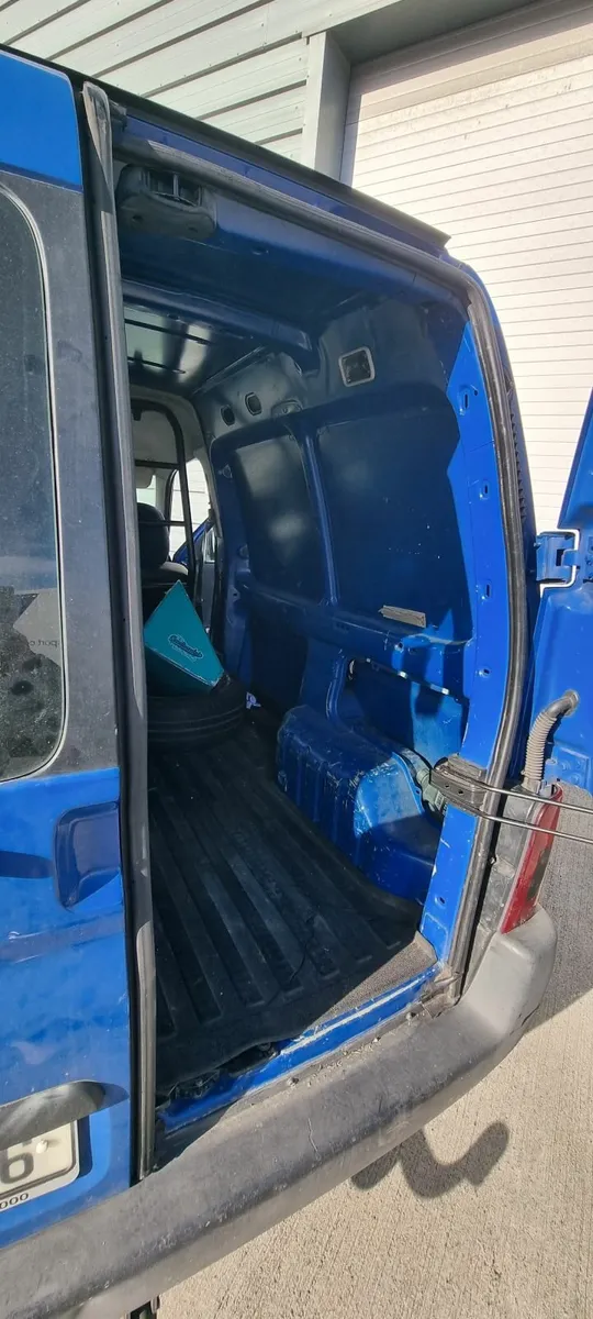 Peugeot Partner *NEW DOE 11/2026* - Image 3