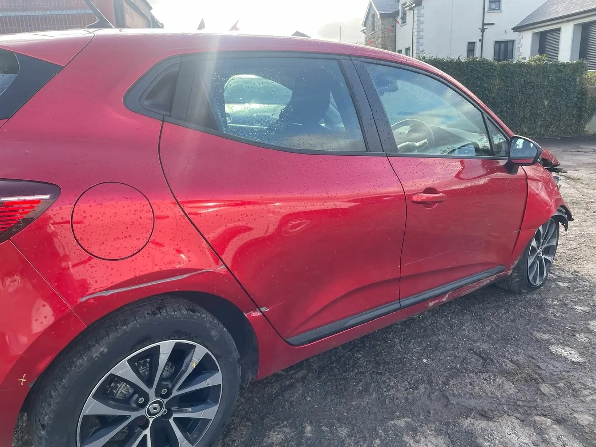 2022 RENAULT CLIO EVOLUTION - Image 3