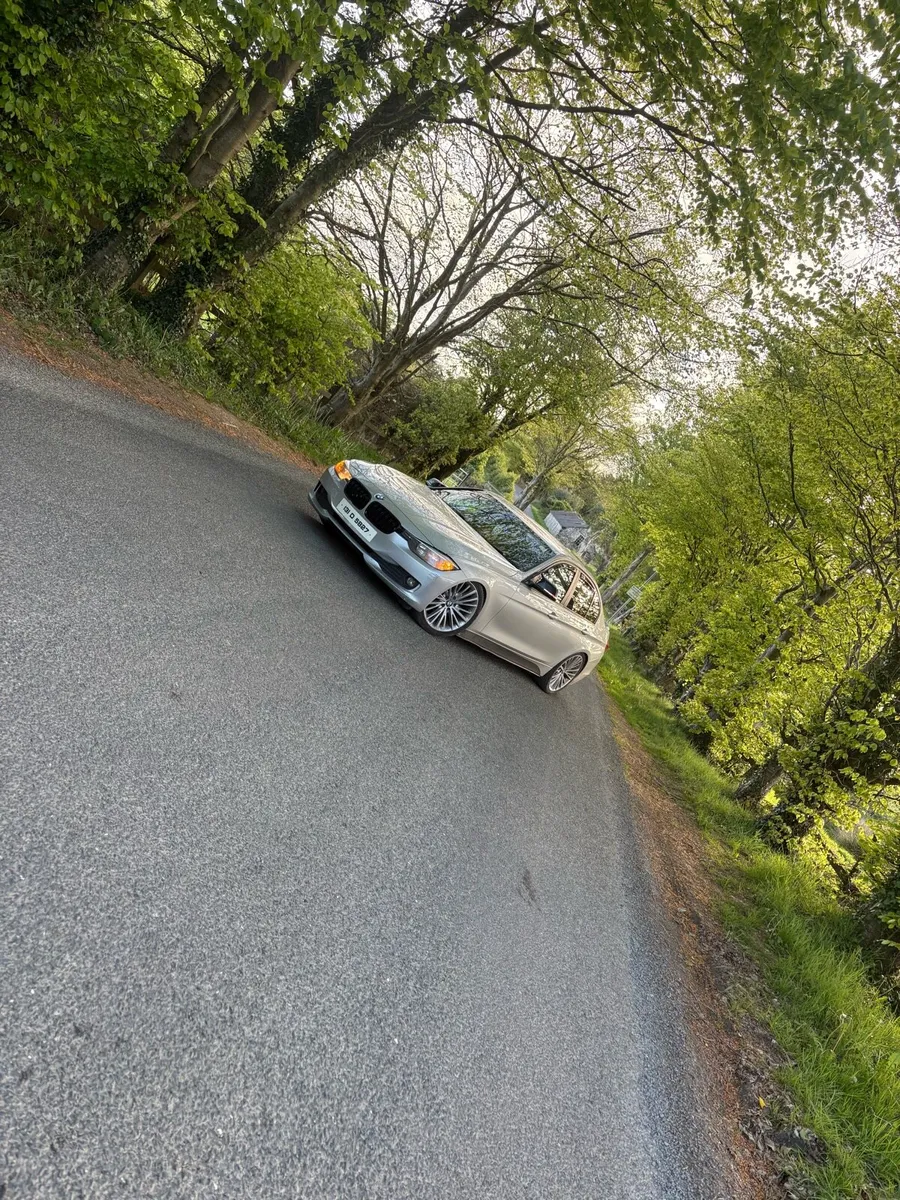 BMW f30 316D - Image 2