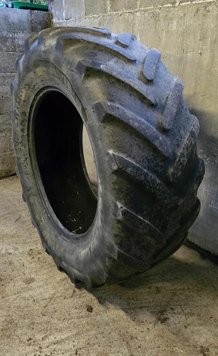 Tractor tyre 600/65R38 x1 - Image 1